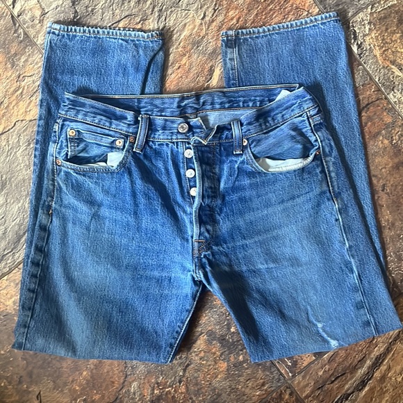 Levi’s button up jeans - Picture 2 of 5